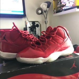 Jordan 11s